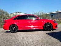 Gebraucht Audi A3 S-Line 184 PS (135 kW) 2015 Rot Limousine