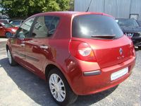 Gebraucht Renault Clio II Dynamique 75 PS (55 kW) 2007 Rot metallic Limousine