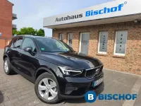 Gebraucht Volvo XC40 Core 163 PS (119 kW) 2025 Schwarz SUV
