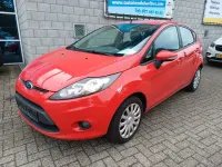 Gebraucht Ford Fiesta Trend 60 PS (44 kW) 2011 Rot Limousine