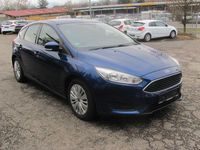 Usata Ford Focus 101 CV (74 kW) 2016 Blu Berlina