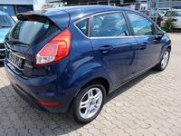 Gebraucht Ford Fiesta Titanium 75 PS (55 kW) 2013 Blau Kleinwagen