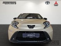 Gebraucht Toyota Aygo X Basis 72 PS (52 kW) 2025 Ginger beige / night sky blackmetallic / night sky SUV