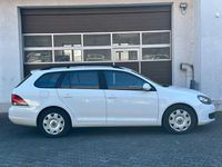 Gebraucht VW Golf VI Trendline 105 PS (77 kW) 2013 Weiß Kleinwagen