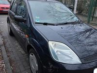 Gebraucht Ford Fiesta 69 PS (50 kW) 2005 Blau Kleinwagen