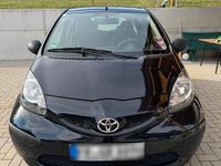 Gebraucht Toyota Aygo 68 PS (50 kW) 2008 Schwarz Kleinwagen