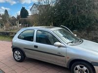 Gebraucht Opel Corsa 75 PS (55 kW) 1997 Silber Kleinwagen