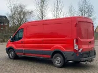 Gebraucht Ford Transit 120 PS (88 kW) 2017 Rot Van