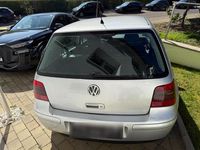 Gebraucht VW Golf IV Highline 105 PS (77 kW) 2002 Silber Kleinwagen