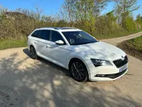 Gebraucht Skoda Superb LAURIN & KLEMENT 190 PS (139 kW) 2018 Weiß Kombi