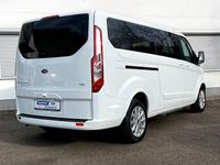 Gebraucht Ford Tourneo Titanium 131 PS (96 kW) 2019 Weiß Van / Kleinbus