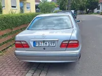 Gebraucht Mercedes E200 Elegance 163 PS (119 kW) 2001 Silber Limousine