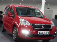 Gebraucht Peugeot Partner Tepee Active 110 PS (80 kW) 2017 Rot Van / Kleinbus