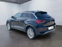 Neu VW T-Roc Life 150 PS (110 kW) 2026 Blau SUV