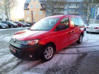Gebraucht VW Caddy Maxi 122 PS (89 kW) 2022 Rot Van / Kleinbus