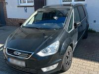 Second-hand Ford Galaxy 163 CP (119 kW) 2011 Negru Monovolum