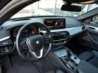 Gebraucht BMW 520 Sport Line 190 PS (139 kW) 2021 Saphirschwarz Kombi