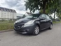 Gebraucht Peugeot 208 Active 92 PS (67 kW) 2014 Grau Kleinwagen