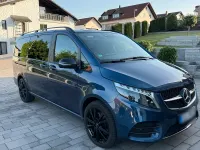 Gebraucht Mercedes V300 AMG 237 PS (174 kW) 2023 Blau Van / Kleinbus