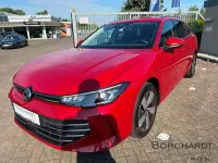 Gebraucht VW Passat Business 150 PS (110 kW) 2025 Rot Kombi