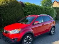 Gebraucht SsangYong Korando 150 PS (110 kW) 2015 Rot SUV