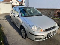 Gebraucht Ford Focus Ambiente 101 PS (74 kW) 2003 Silber Limousine