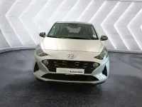 Gebraucht Hyundai i10 Pure 67 PS (49 kW) 2022 Silber Kleinwagen