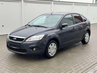 Gebraucht Ford Focus 101 PS (74 kW) 2011 Grau Limousine