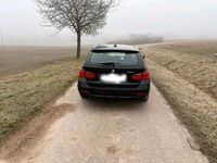 Gebraucht BMW 318 143 PS (105 kW) 2013 Schwarz Kombi