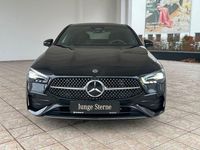 Gebraucht Mercedes CLA200 AMG line 163 PS (119 kW) 2024 Metalliclack kosmosschwarz Coupé