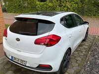 Usado Kia Ceed Platinum 135 HP (99 kW) 2013 Branco Citadino