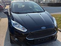 Gebraucht Ford Fiesta Celebration 101 PS (74 kW) 2014 Schwarz Kleinwagen