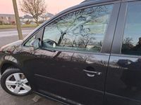 gebraucht VW Touran topgepflegt