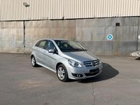 Gebraucht Mercedes B170 116 PS (85 kW) 2009 Silber Van / Kleinbus