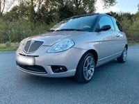 Gebraucht Lancia Ypsilon 95 PS (69 kW) 2009 Silber Kleinwagen