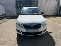 Gebraucht Skoda Fabia Active 60 PS (44 kW) 2013 Weiß Limousine
