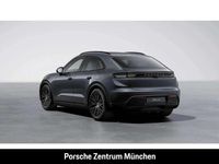 Usata Porsche Macan 380 kW (517 CV) 2025 Grigio SUV