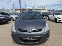 Gebraucht Hyundai i20 Edition 77 PS (56 kW) 2011 Grau Kleinwagen