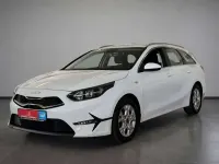 Gebraucht Kia Ceed Sportswagon Vision 136 PS (100 kW) 2023 (wd) cararraweiss Kombi