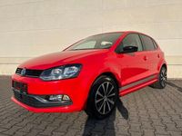 Gebraucht VW Polo Beats 60 PS (44 kW) 2016 Flashrot Kleinwagen