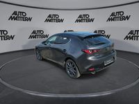 Neu Mazda 3 103 PS (75 kW) 2026 Grau Limousine