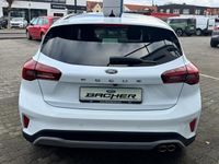 Neu Ford Focus Active X 155 PS (114 kW) 2025 Weiss Limousine