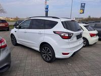 Gebraucht Ford Kuga ST-Line 182 PS (133 kW) 2018 Weiß SUV