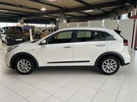 Gebraucht Kia Niro Vision 141 PS (103 kW) 2017 (ud) schneeweiss SUV