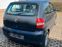 Usado VW Fox Refresh 55 HP (40 kW) 2009 Cinzento Citadino