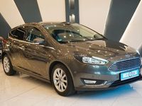 Gebraucht Ford Focus Titanium 125 PS (91 kW) 2017 Grau Limousine