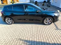 Gebraucht Ford Focus ST-Line 125 PS (91 kW) 2022 Schwarz Limousine