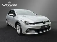 Gebraucht VW Golf VIII Life 150 PS (110 kW) 2020 Silber Limousine