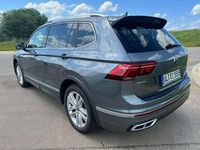 Gebraucht VW Tiguan R-line 200 PS (147 kW) 2022 Platinum grey metallic SUV