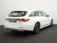 Usado Mercedes E200 Avantgarde 204 CV (150 kW) 2023 Blanco Berlina